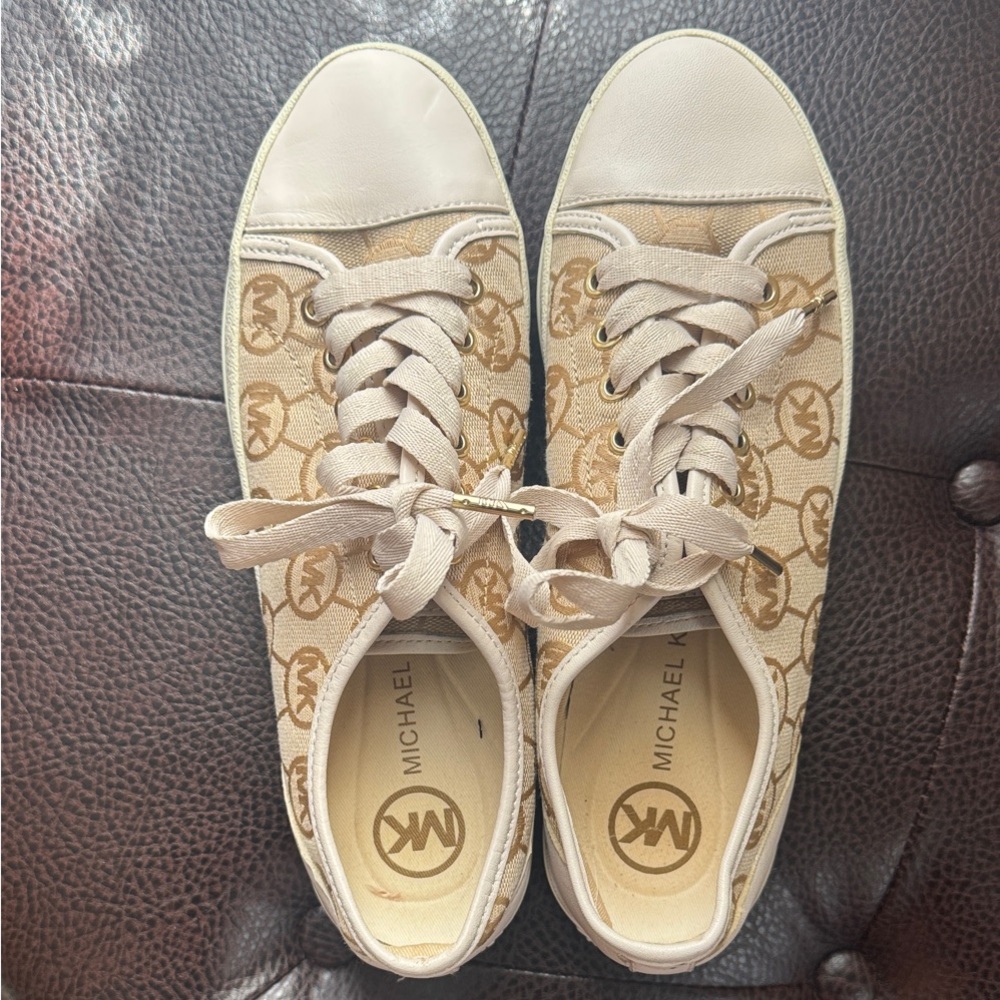 Michael Kors Women's Tan and Cream Sneakers